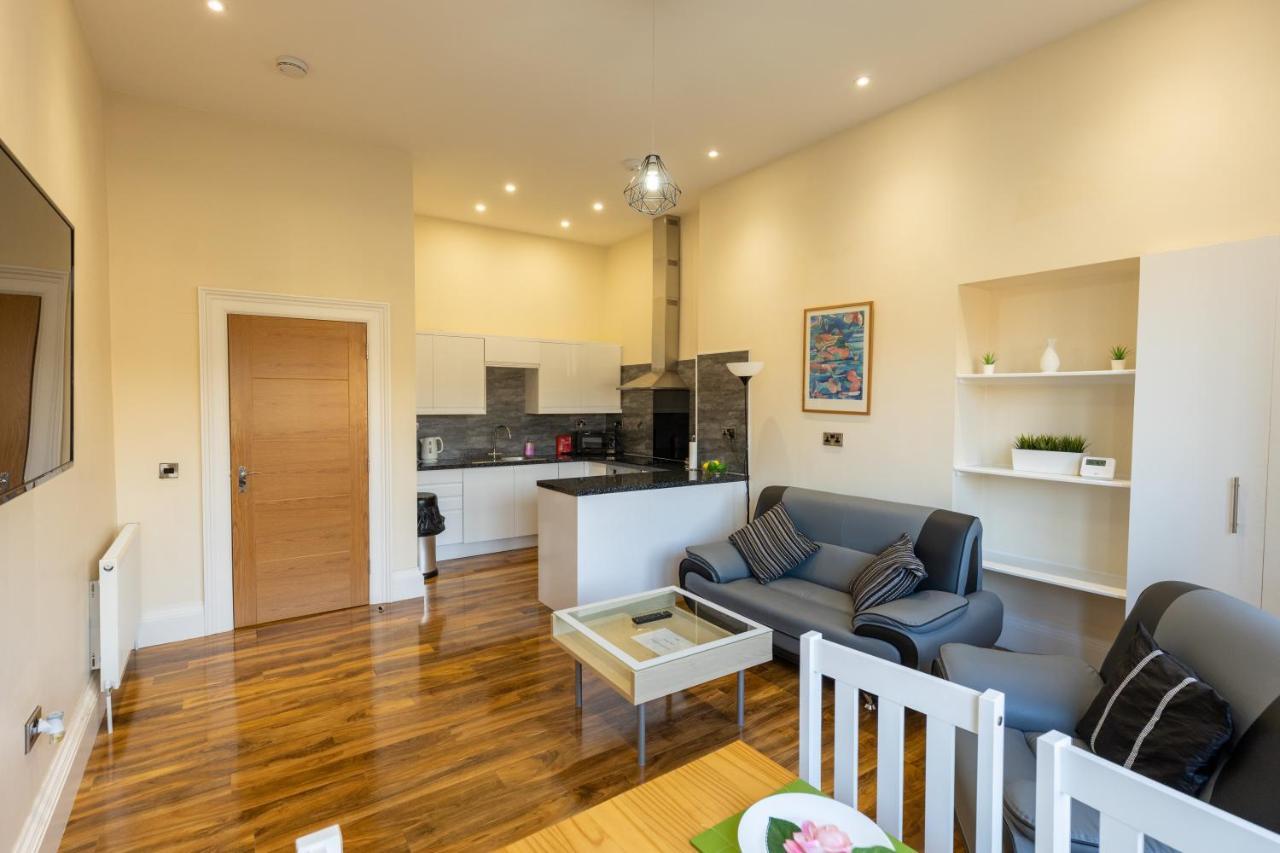 New 2 Bed Apartment With Stunning Views Of Arthur Seat Mountain EDI Exterior photo